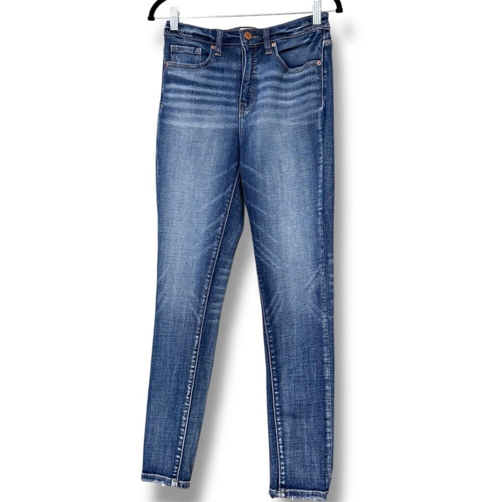 BKE denim BILLIE jeans size 27 slim fit high rise ankle skinny distressed butt
